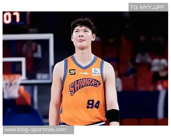 祝上海男篮队长王哲林32岁生日快乐愿你健康无畏勇往直前